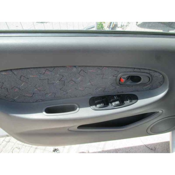 kia shuma ii del año 2001