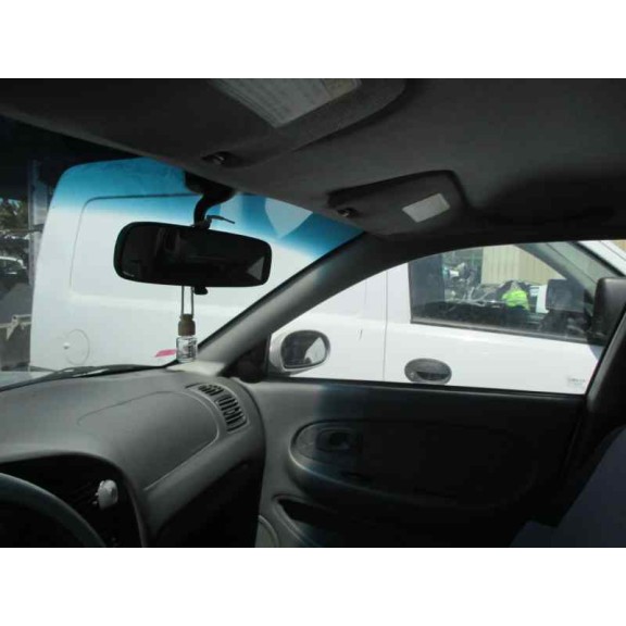 kia shuma ii del año 2001