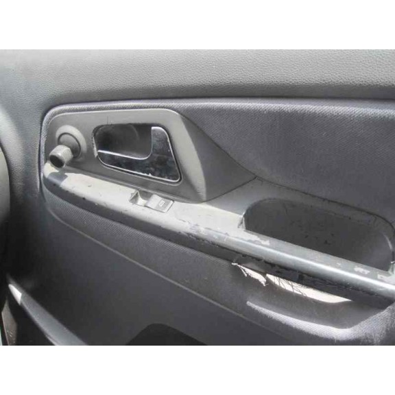 seat ibiza (6k1) del año 2001