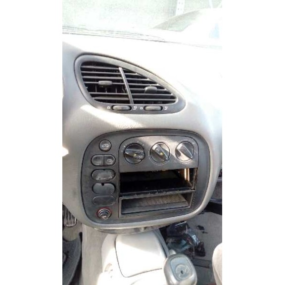 seat alhambra (7v8) del año 1998