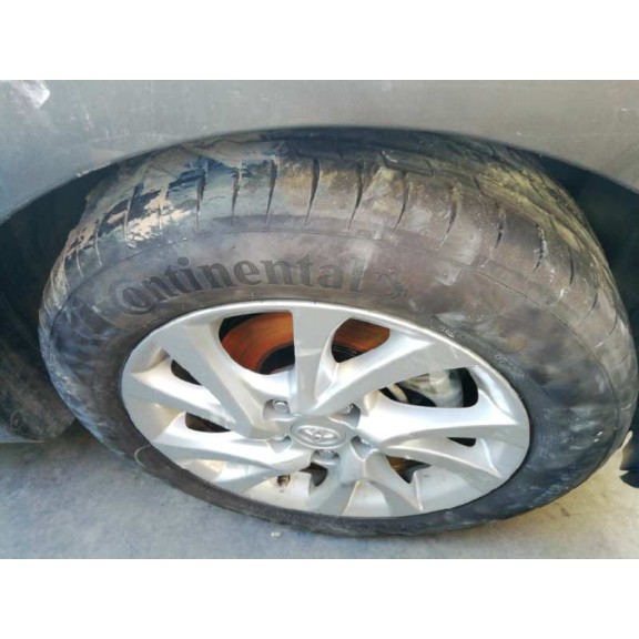 toyota auris del año 2018