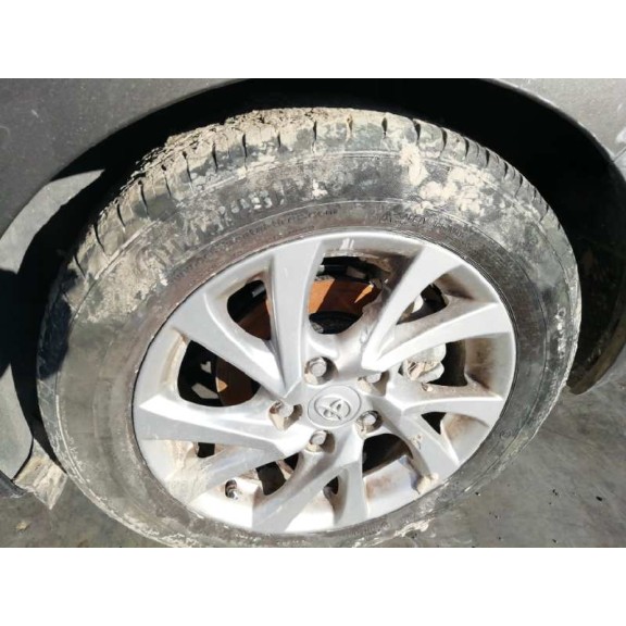 toyota auris del año 2018