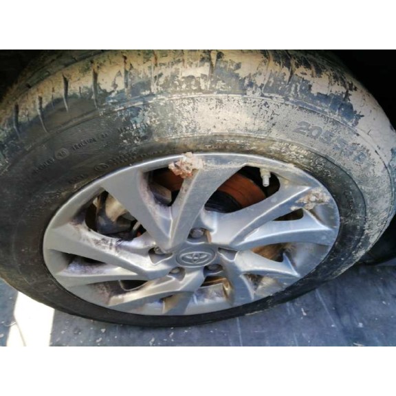 toyota auris del año 2018