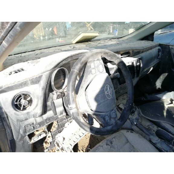 toyota auris del año 2018