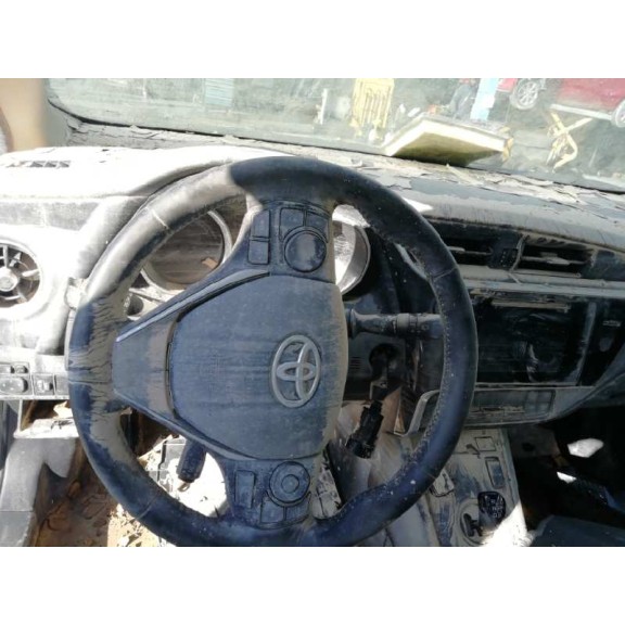 toyota auris del año 2018