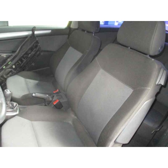 opel astra gtc del año 2005