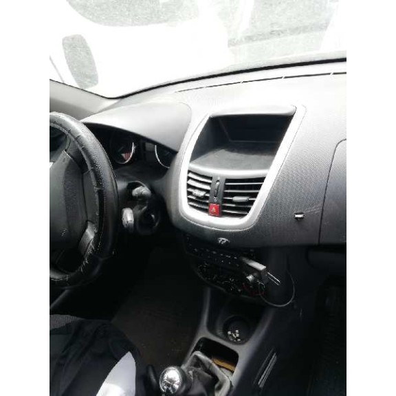 peugeot 206+ del año 2010