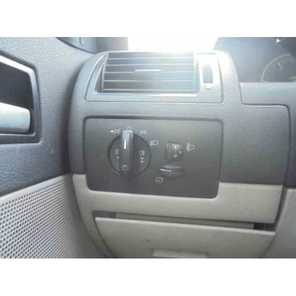 ford mondeo berlina (ge) del año 2001