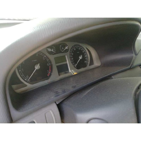 renault laguna ii (bg0) del año 2001