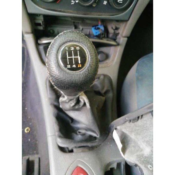 renault laguna ii (bg0) del año 2001