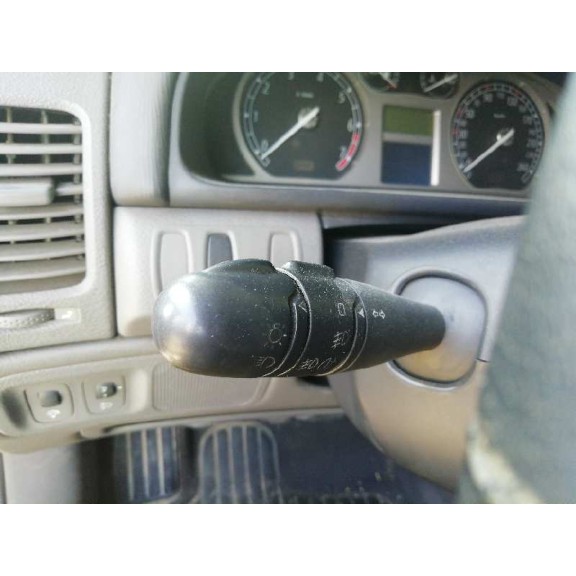 renault laguna ii (bg0) del año 2001