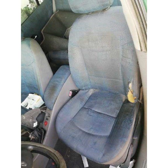 renault laguna ii (bg0) del año 2001