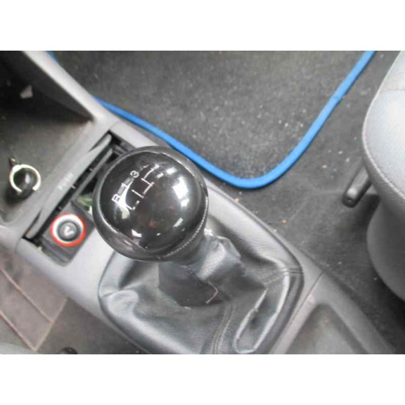 seat ibiza (6k1) del año 2001