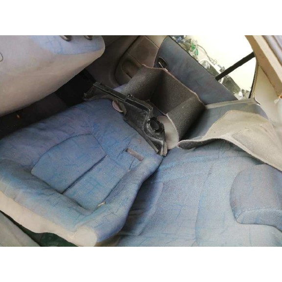 renault laguna ii (bg0) del año 2001