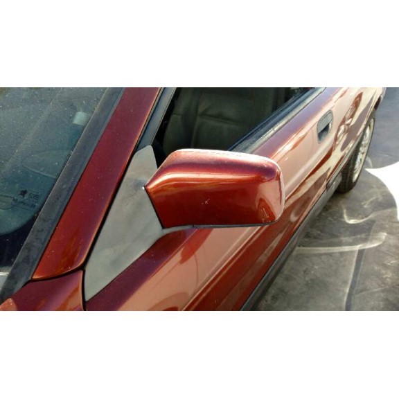 volvo s40 berlina del año 2000