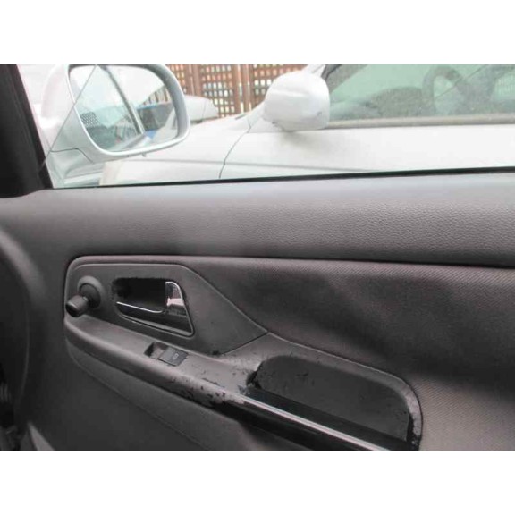 seat ibiza (6k1) del año 2001