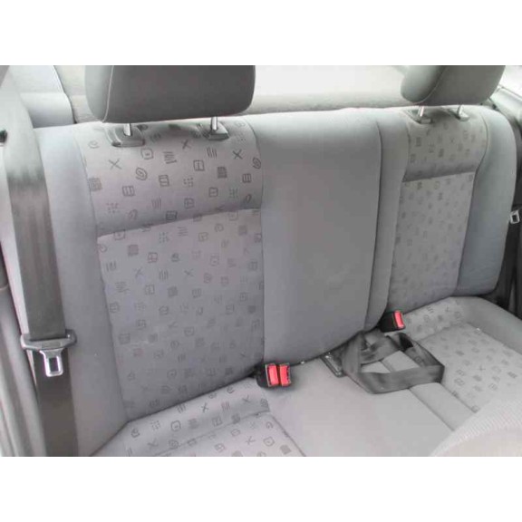 seat ibiza (6k1) del año 2001