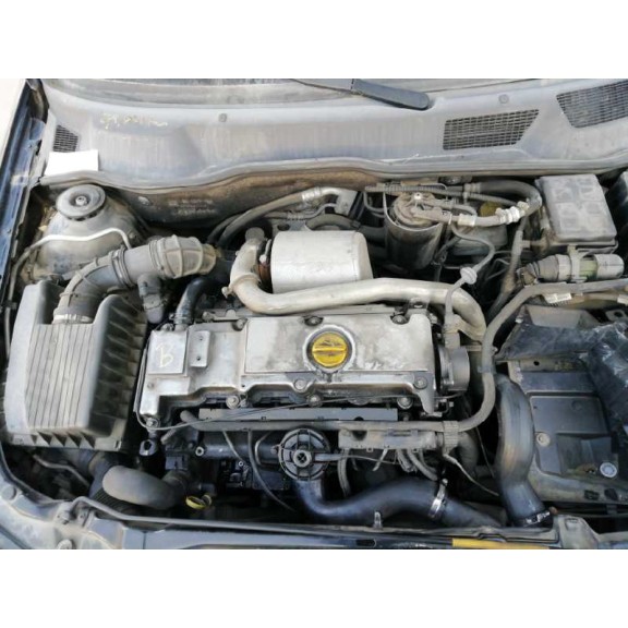 opel astra g berlina del año 1999