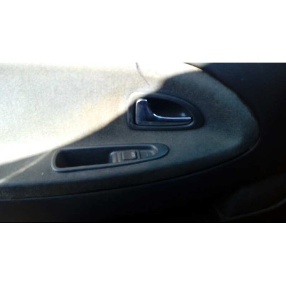 volvo s40 berlina del año 2000