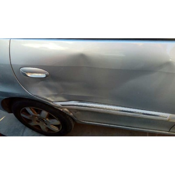 kia carens del año 2003