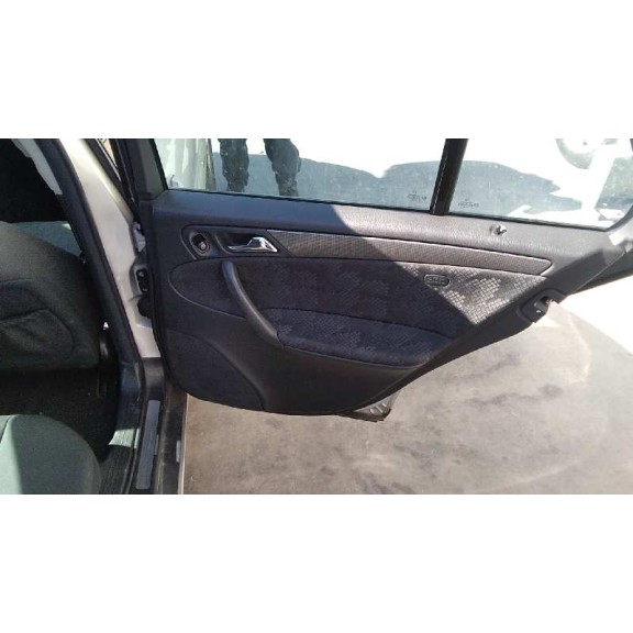 mercedes-benz clase c (w203) familiar del año 2002