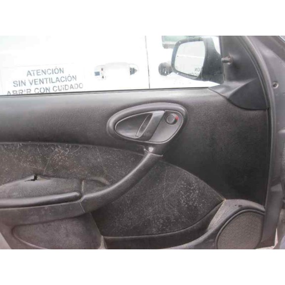 citroën xsara berlina del año 2000