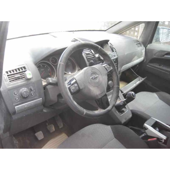 opel zafira b del año 2010