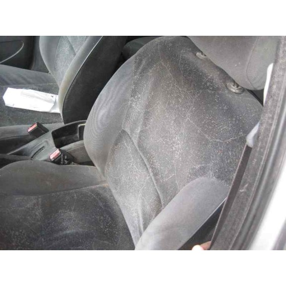 citroën xsara berlina del año 2000