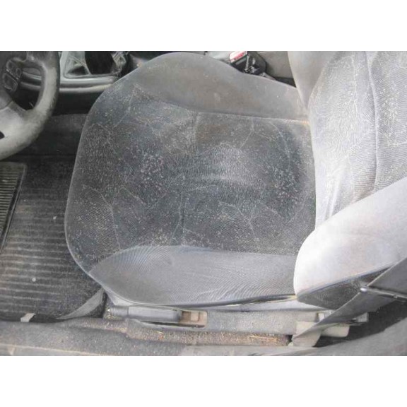 citroën xsara berlina del año 2000