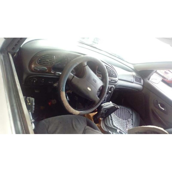 ford mondeo berlina (gd) del año 1998