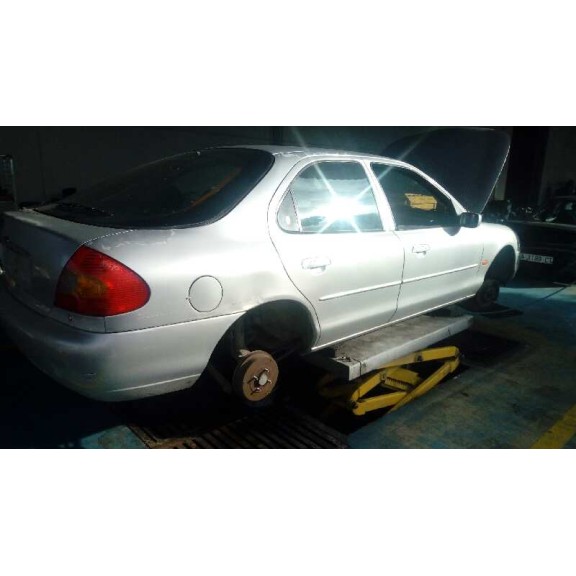 ford mondeo berlina (gd) del año 1998