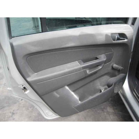 opel zafira b del año 2010