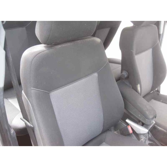 opel zafira b del año 2010