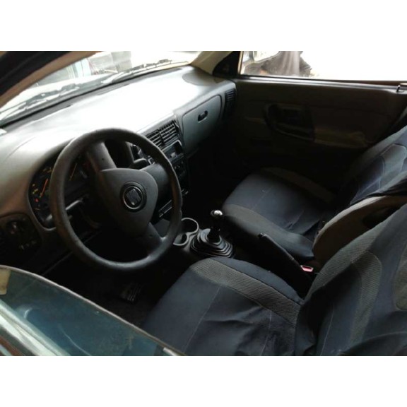 seat inca (6k9) del año 2001