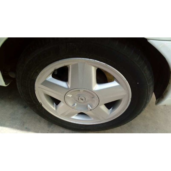 renault megane i fase 2 berlina (ba0) del año 1999