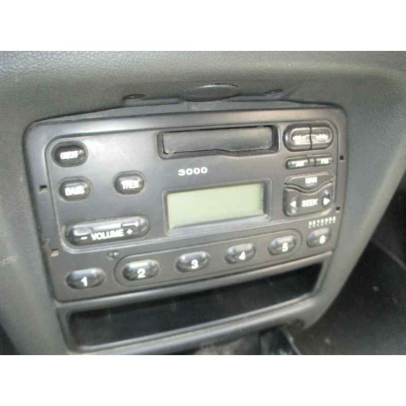 ford escort berlina/turnier del año 1999