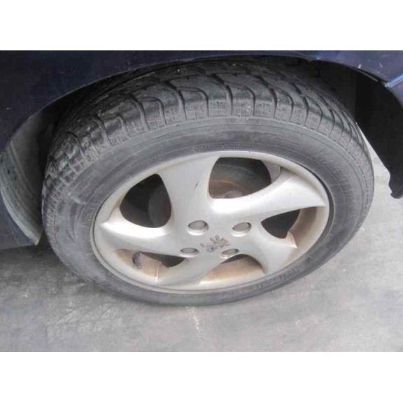 peugeot 206 berlina del año 2002