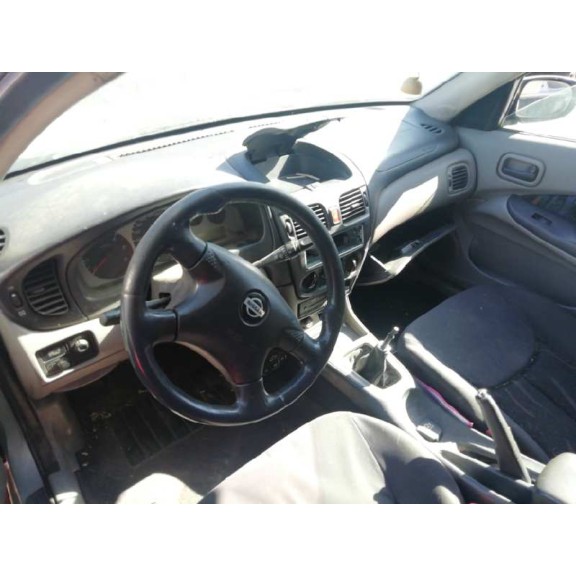 nissan almera (n16/e) del año 2001