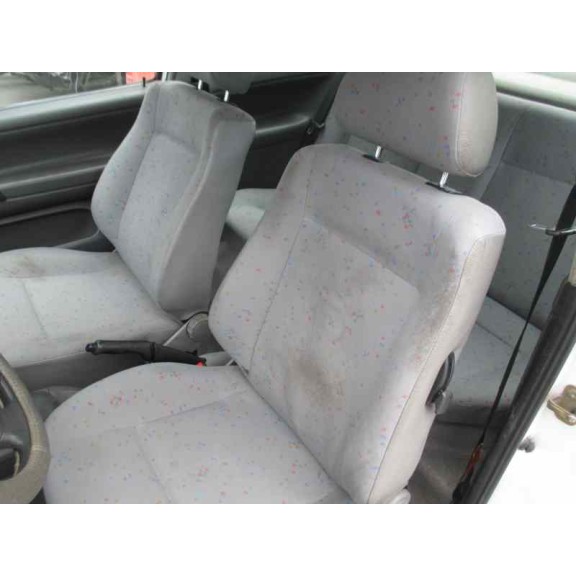 volkswagen polo berlina (6n1) del año 1995