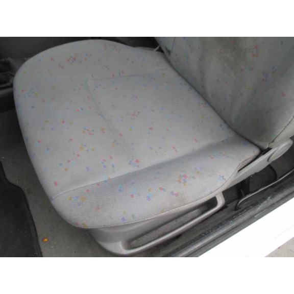 volkswagen polo berlina (6n1) del año 1995