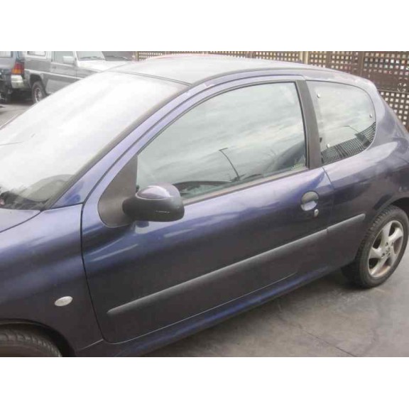 peugeot 206 berlina del año 2002