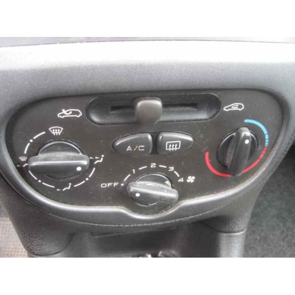 peugeot 206 berlina del año 2002