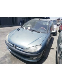 peugeot 206 berlina del año 2000