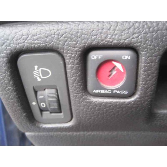 peugeot 206 berlina del año 2002