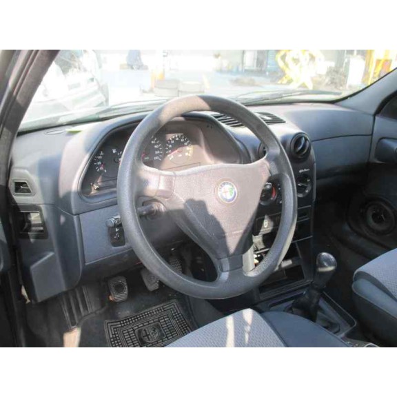 alfa romeo 146 del año 1997