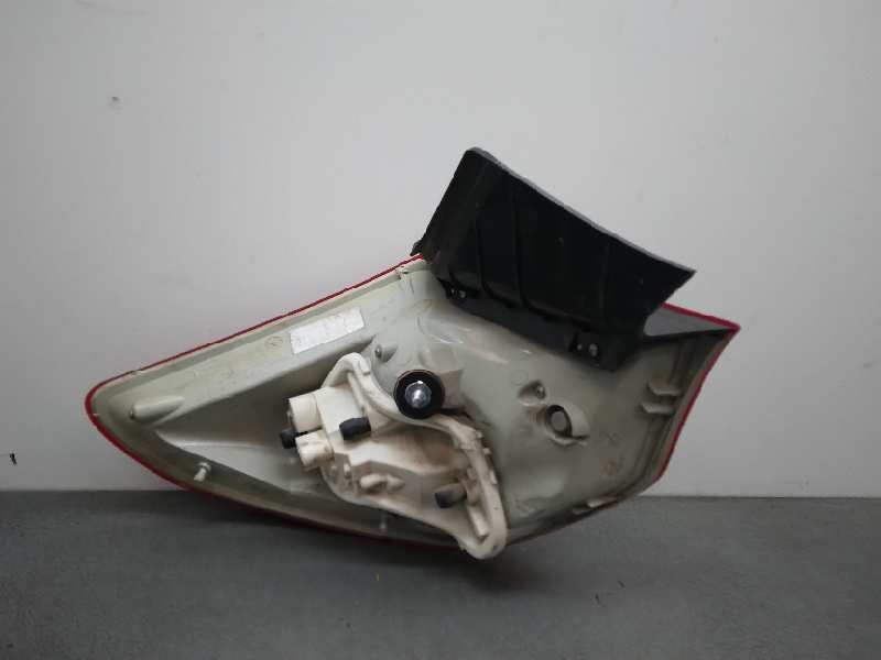 Recambio de piloto trasero derecho para opel astra j lim. selective referencia OEM IAM   