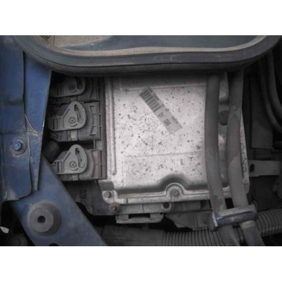 peugeot 206 berlina del año 2002