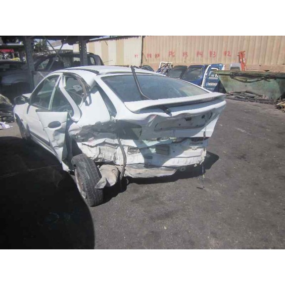 renault megane i berlina hatchback (ba0) del año 1996