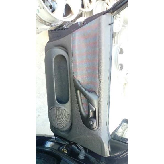 volkswagen polo berlina (6n1) del año 1997