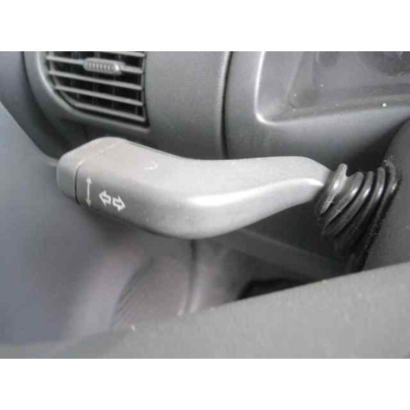 opel corsa c del año 2003